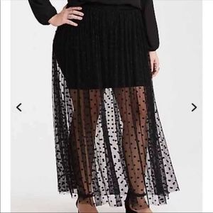 Torrid sheer polka dot maxi skirt sz 2